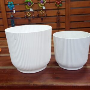 Macetas plasticas modelo Milan