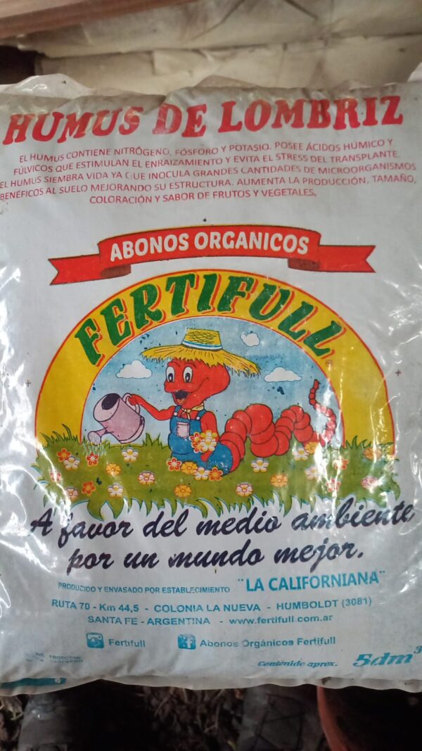 Su. Humus de lombriz 5 dm